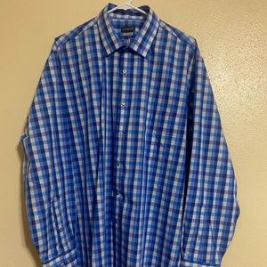 Van Heusen Men's Dress Shirt